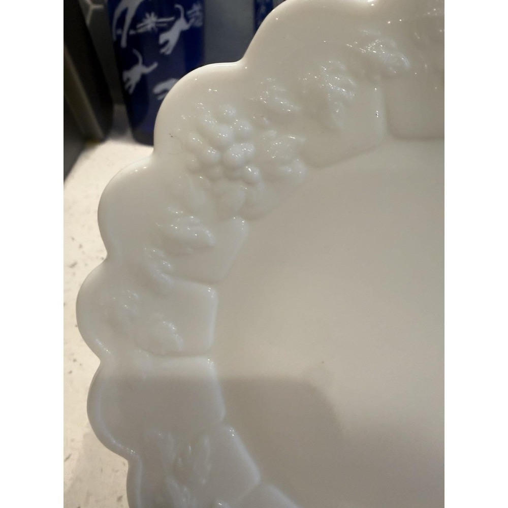 Westmoreland Paneled Grape Milk Glass 6 1/4" Bread Dessert Plate Mid Century - Picture 3 of 6